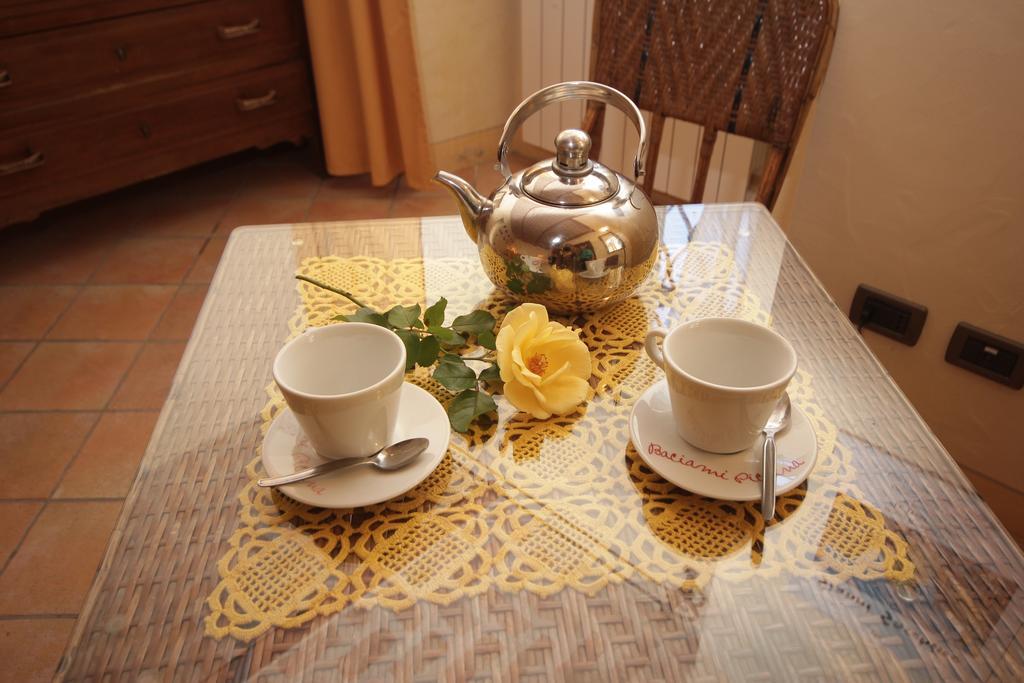 Hazelnut Valley Guarene Rom bilde